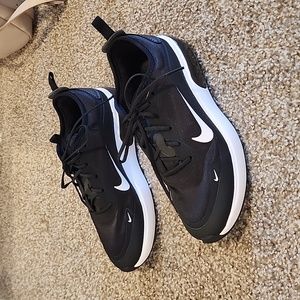 Nike Casual Shoe